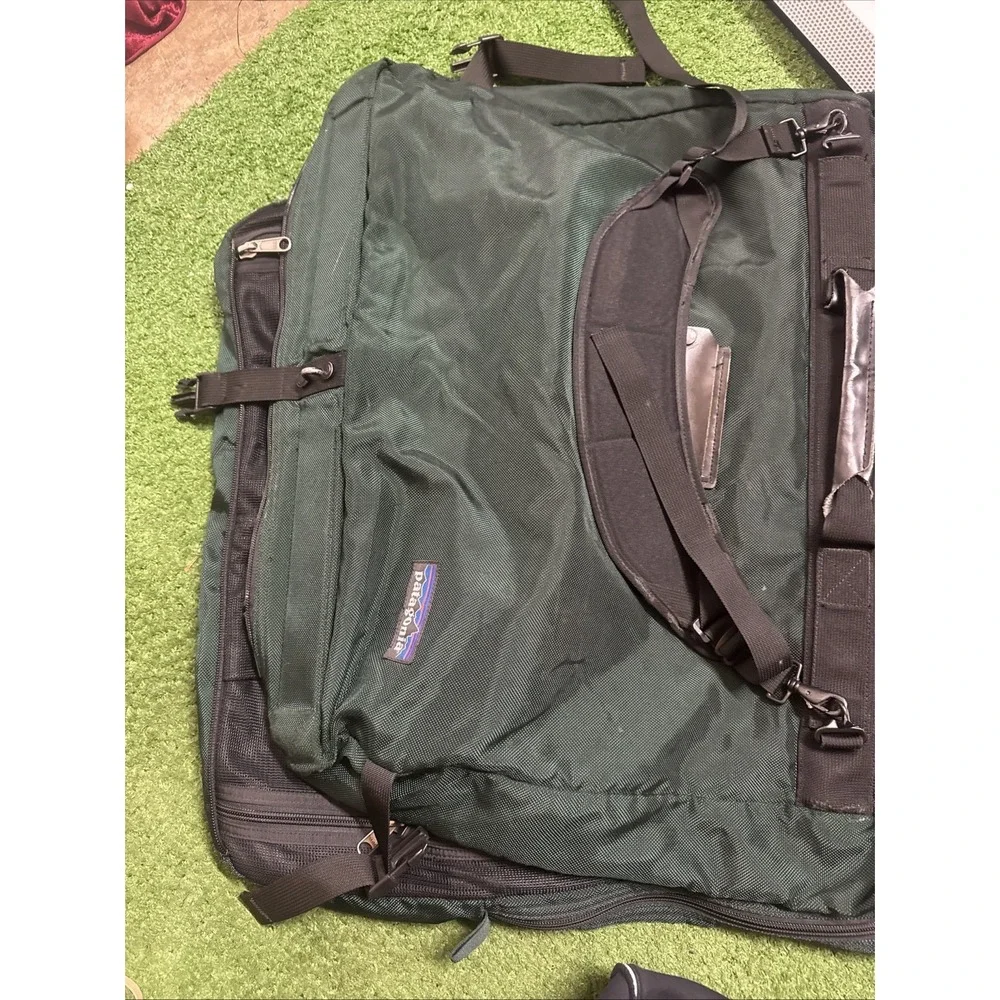 VTG Patagonia Travel Hanging Garment Trifold Bag Shoulder Strap‎ Full Zip Green